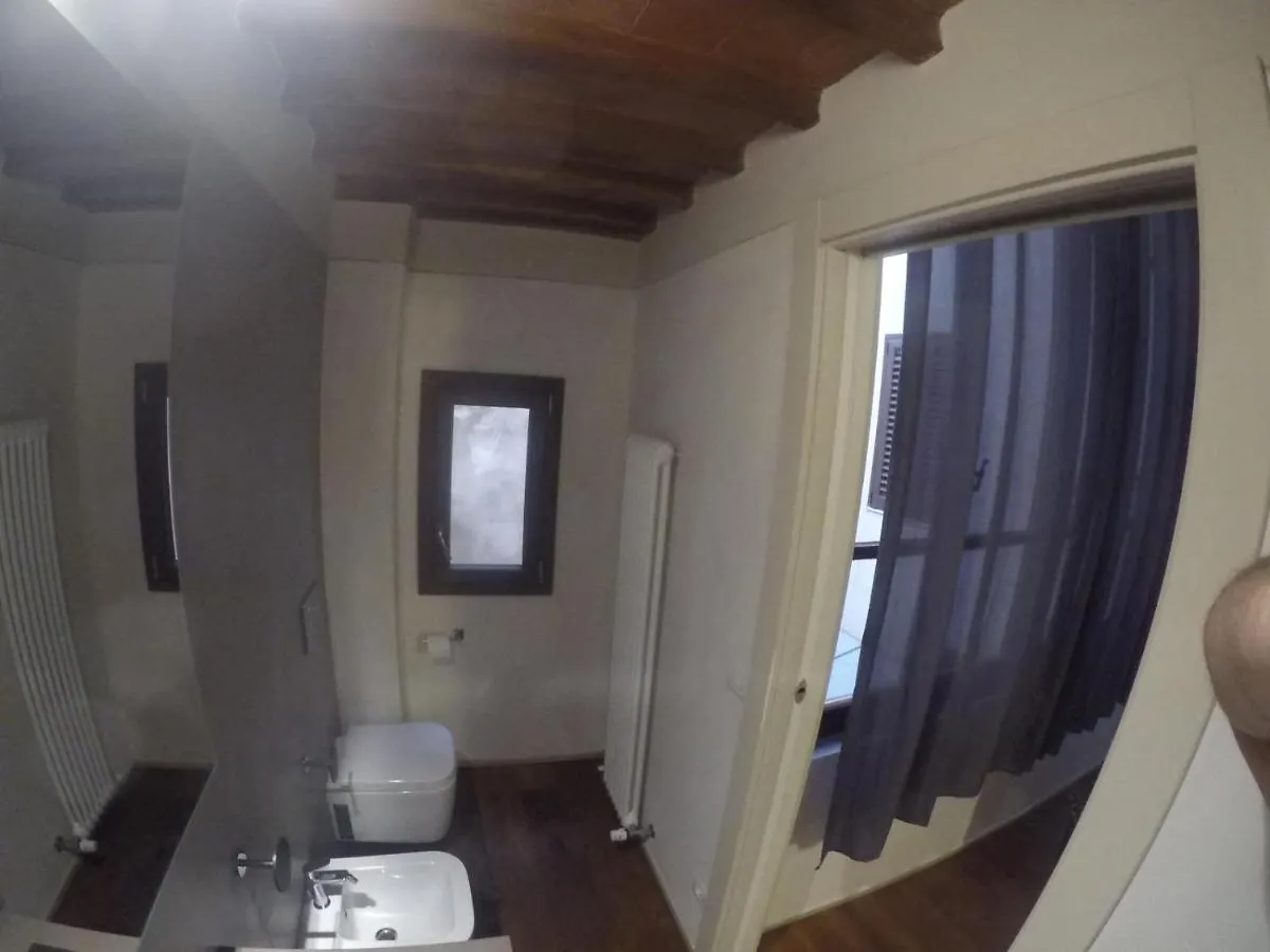 فندق مبيت وإفطار مبيت وإفطار أريتسو Stefy House إيطاليا
