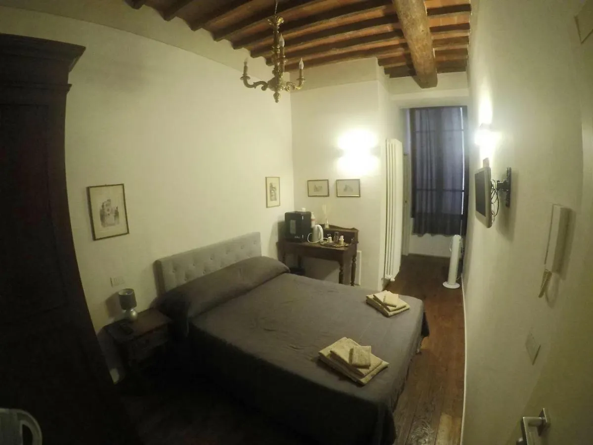 مبيت وإفطار أريتسو Stefy House